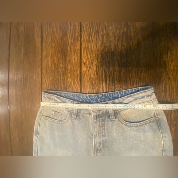 Unif High Rise Flare Bellbottom Denim Size 25 B29 - Picture 7 of 7
